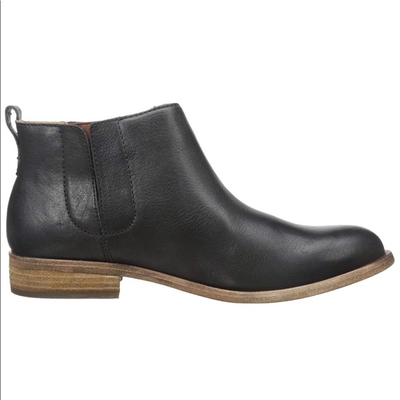 Benson Genuine Distressed Leather Chelsea Boots - Picture 4 of 7